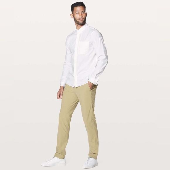 Lululemon Commission Pant Relaxed *34" in Tofino Sand Size 34. - Picture 1 of 14